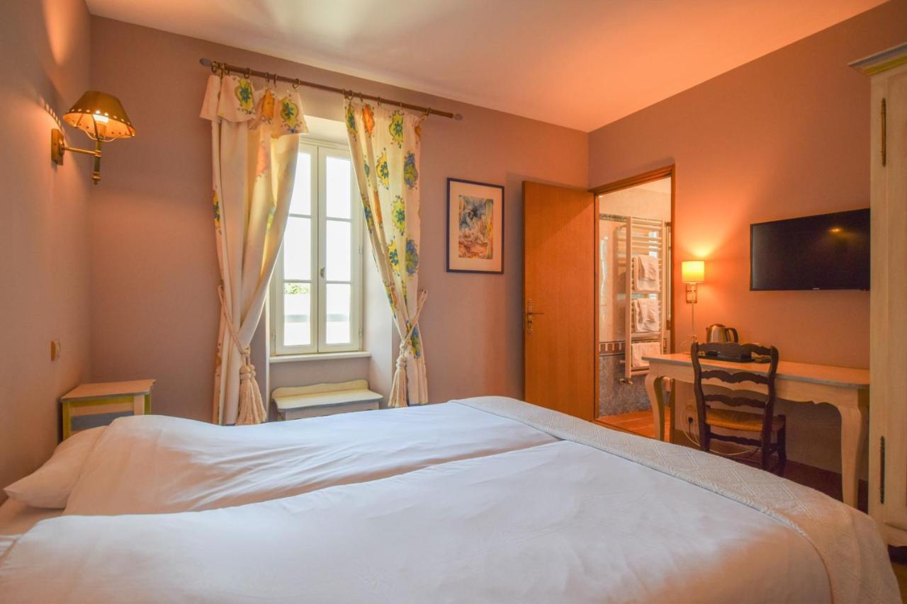 Domaine D'Essendieras Saint-Medard-d'Excideuil ภายนอก รูปภาพ